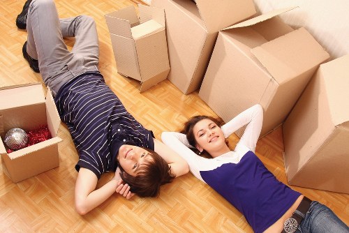 Local moving help navigating a London street with parking restrictions